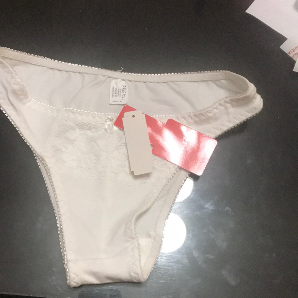 New white underwear.  95% cotton 5% spandex.  Never wear before.  No returns